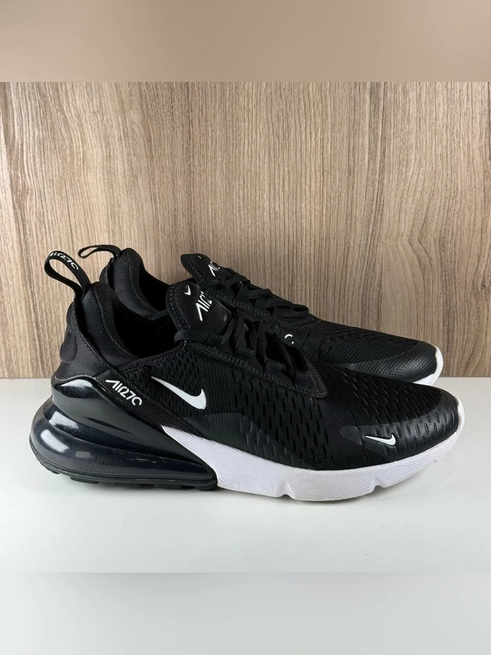 Nike Air Max 270 Black White Athletic Running Shoes AH6789-001 Women’s Size 8.5